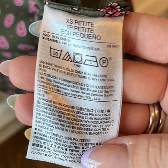 Banana republic blouse - Picture 5 of 5